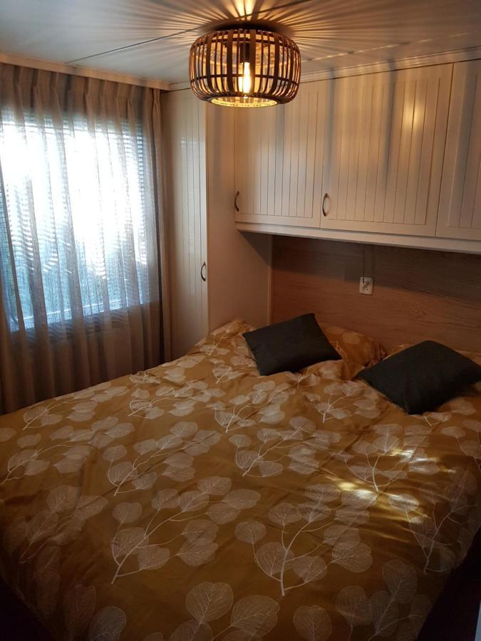 Sfeervol Boschalet 5 Persoons Met Sauna Voorthuizen Extérieur photo
